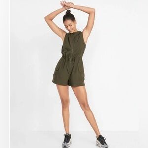 Old Navy Green Sleeveless Romper